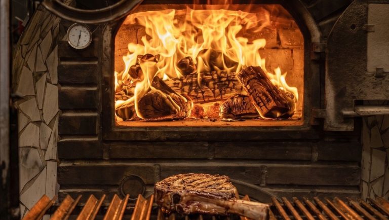 Brasas y parrilla argentina